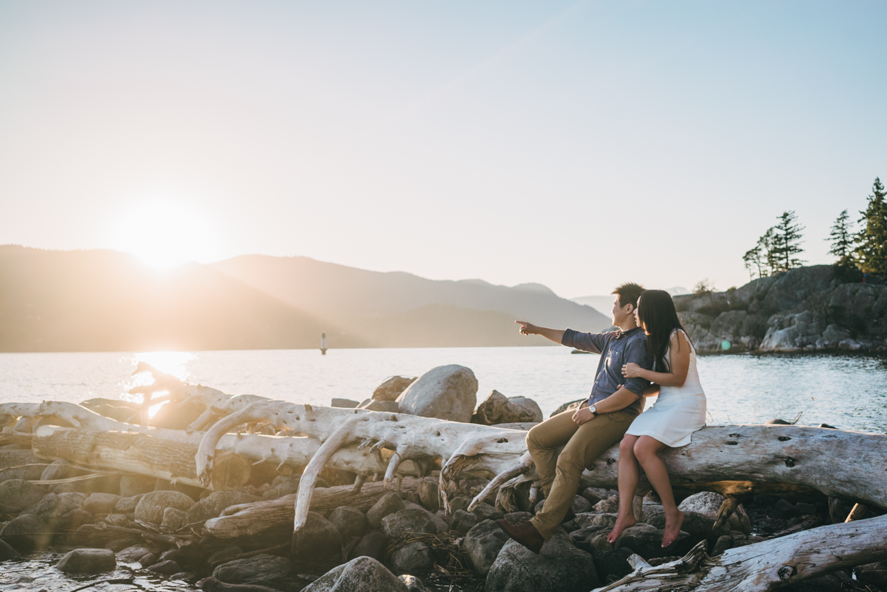 wedding engagement photo photographer photography whytecliff west vancouver bc canada best couple candid