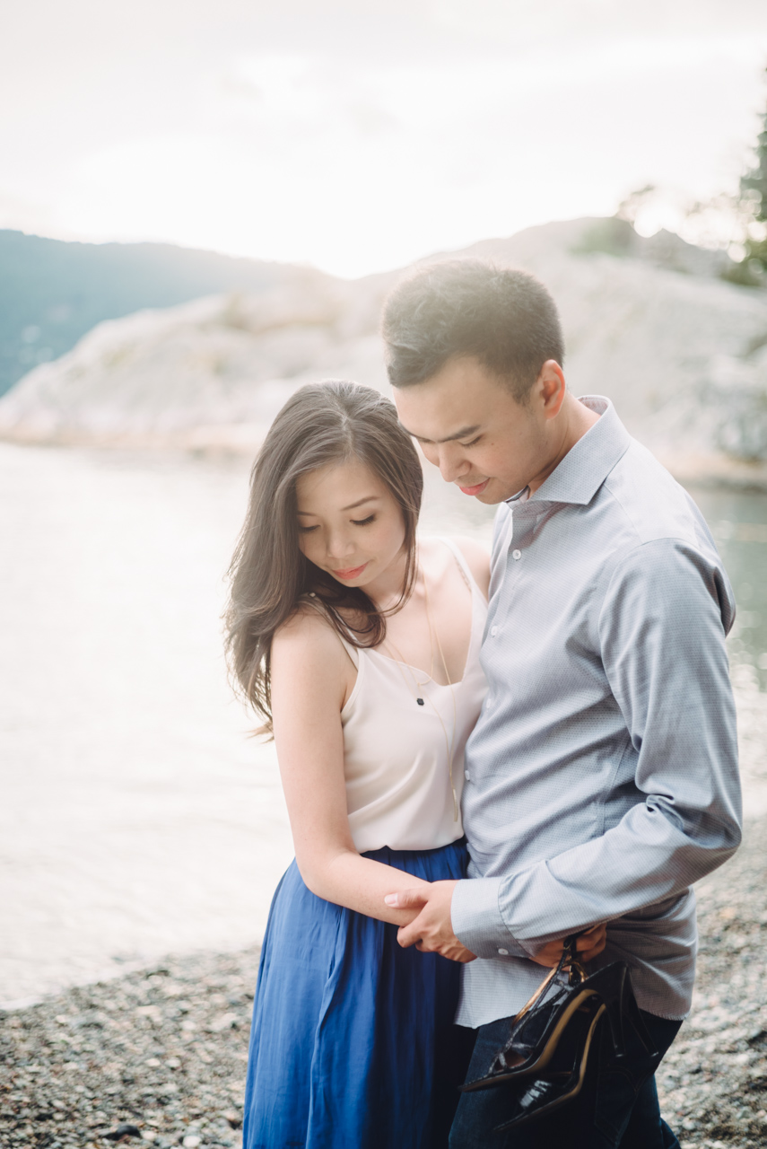 tabby & jimmy whytecliff west vancouver engagement photo shoot vancouver trees forest beach rock wedding west bc british columbia photography photo shoot